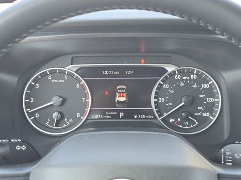 Used 2025 Nissan Rogue SV FWD image 22