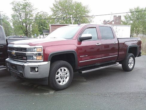 Used 2015 Chevrolet Silverado 2500 LTZ w/ Z71 Package, Off-Road AWD/4WD image 2