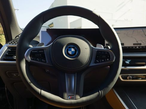 New 2026 BMW X5 xDrive50e w/ M Sport Package image 11