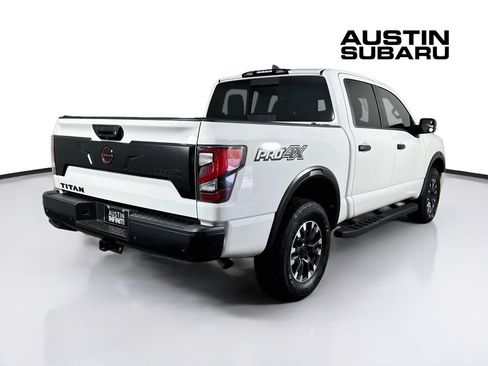Used 2024 Nissan Titan PRO-4X w/ Pro-4x Convenience Package AWD/4WD image 7