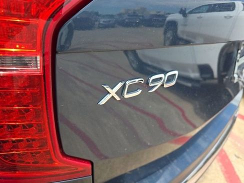 Used 2023 Volvo XC90 T8 Plus AWD/4WD image 12