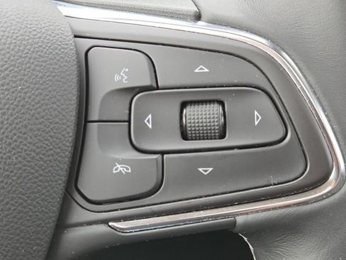 Used 2023 Buick Envision Avenir image 16