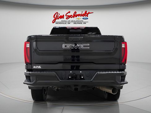 Used 2025 GMC Sierra 2500 Denali Ultimate AWD/4WD image 5