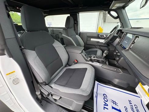 New 2026 Ford Bronco 2-Door AWD/4WD image 30