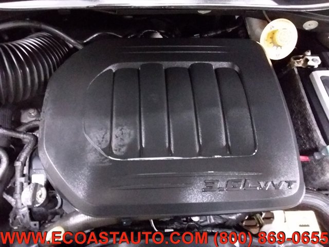 Used 2019 Dodge Grand Caravan SE FWD image 9