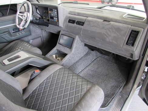 Used 1993 Chevrolet Silverado 3500 2WD Crew Cab image 57