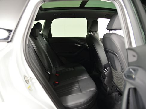 Certified 2025 Audi Q6 e-tron Premium w/ Convenience Package image 21