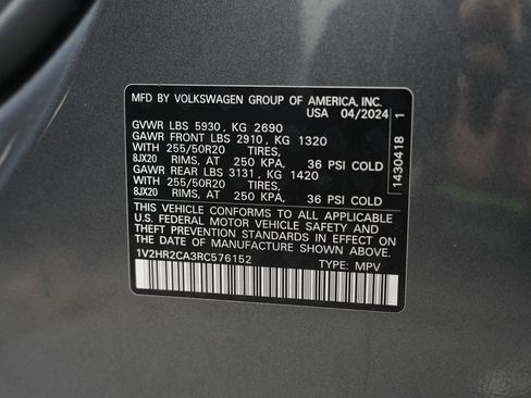 Used 2024 Volkswagen Atlas SE image 65