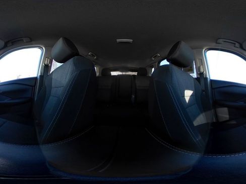 Used 2025 Nissan Rogue SV image 44