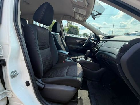 Used 2018 Nissan Rogue S FWD image 18