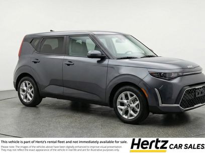 Used 2025 Kia Soul LX w/ LX Technology Package