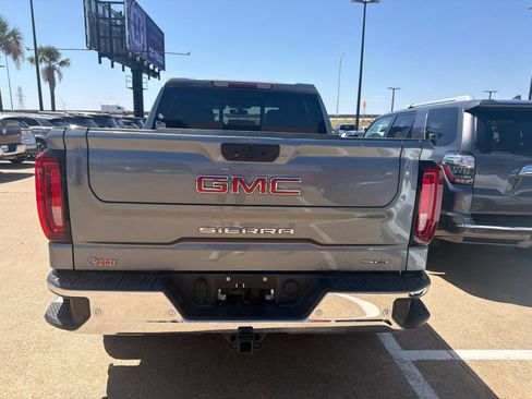 Used 2021 GMC Sierra 1500 SLT RWD image 5