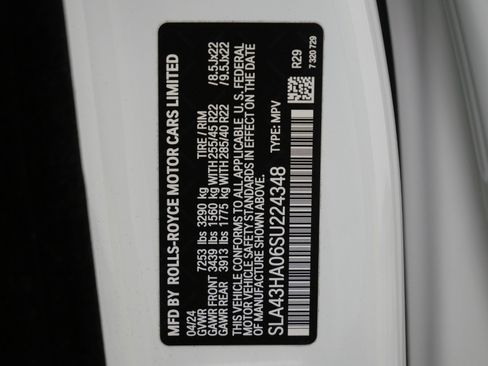 Used 2025 Rolls-Royce Cullinan Black Badge AWD/4WD image 22