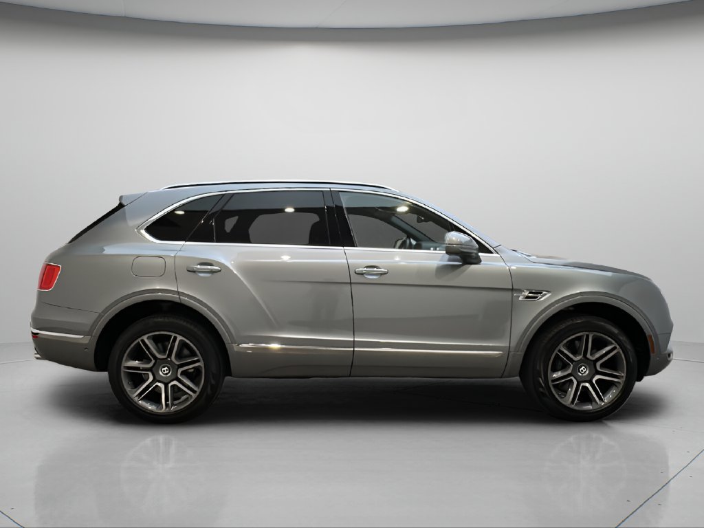 Used 2018 Bentley Bentayga Activity AWD/4WD image 7
