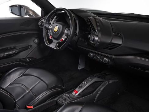 Used 2019 Ferrari 488 Spider RWD image 46