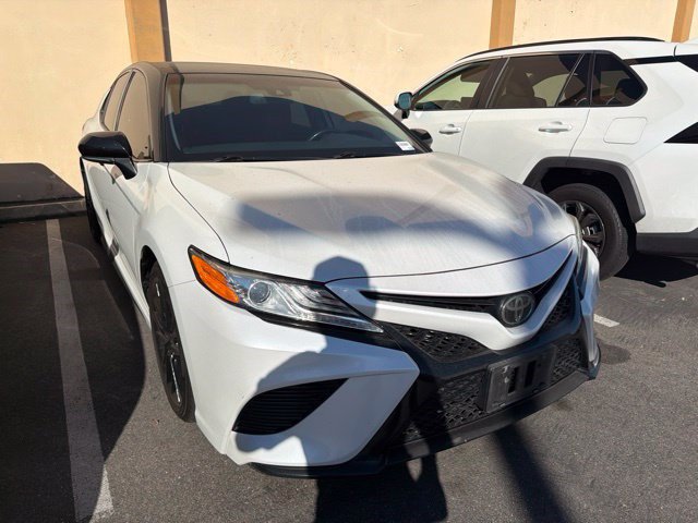Used 2020 Toyota Camry XSE w/ Blackout Package FWD image 3