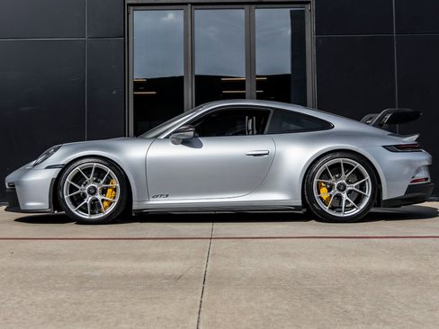 Certified 2022 Porsche 911 GT3 image 2