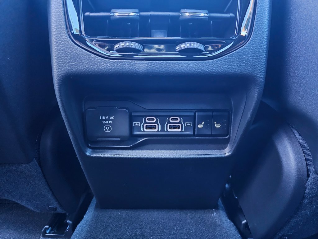 New 2024 Jeep Grand Cherokee Limited 4xe w/ Luxury Tech Group II AWD/4WD image 15