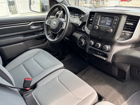 Used 2024 RAM 1500 Big Horn AWD/4WD image 38
