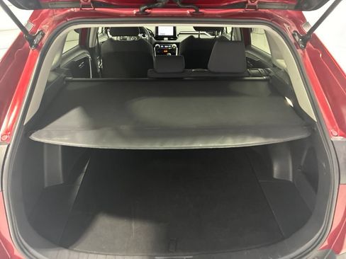 Used 2025 Toyota RAV4 XLE AWD/4WD image 33