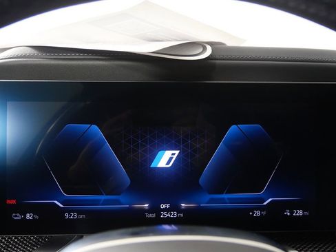 Certified 2023 BMW i7 xDrive60 image 18