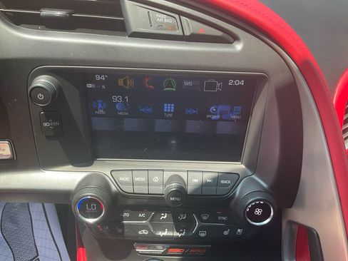 Used 2018 Chevrolet Corvette Z06 RWD image 18