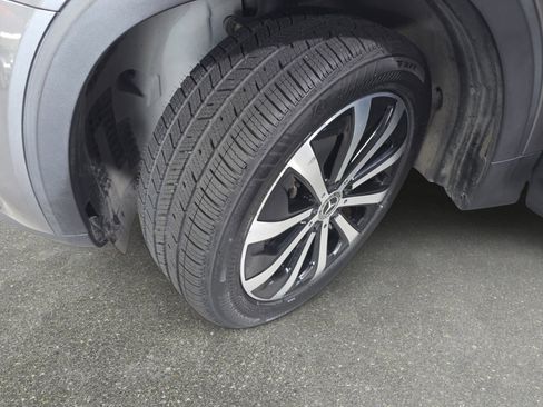 Used 2021 Mercedes-Benz GLB 250 image 31
