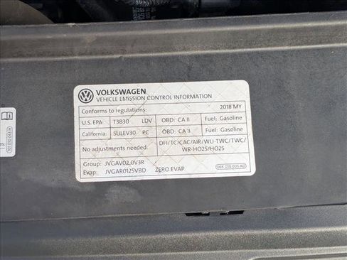 Used 2018 Volkswagen Passat 2.0T SE image 24