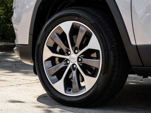 Used 2022 Jeep Cherokee Limited w/ Elite Package image 66