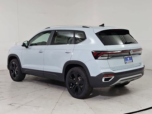 New 2026 Volkswagen Taos SEL AWD/4WD image 4
