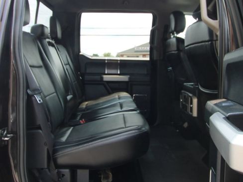 Used 2018 Ford F250 Lariat w/ Snow Plow Prep Package AWD/4WD image 12