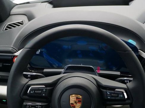 New 2026 Porsche Macan 4S Electric image 18