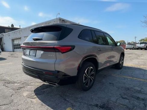 New 2026 Buick Enclave Sport Touring w/ Super Cruise Package image 8