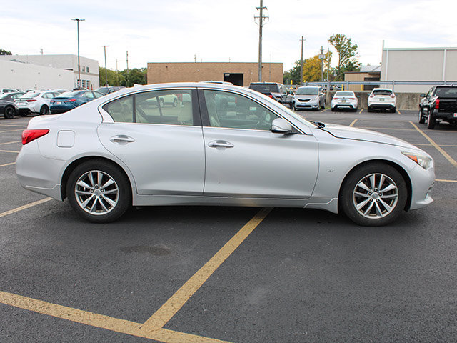 Used 2014 INFINITI Q50 Premium w/ Navigation Package AWD/4WD image 5