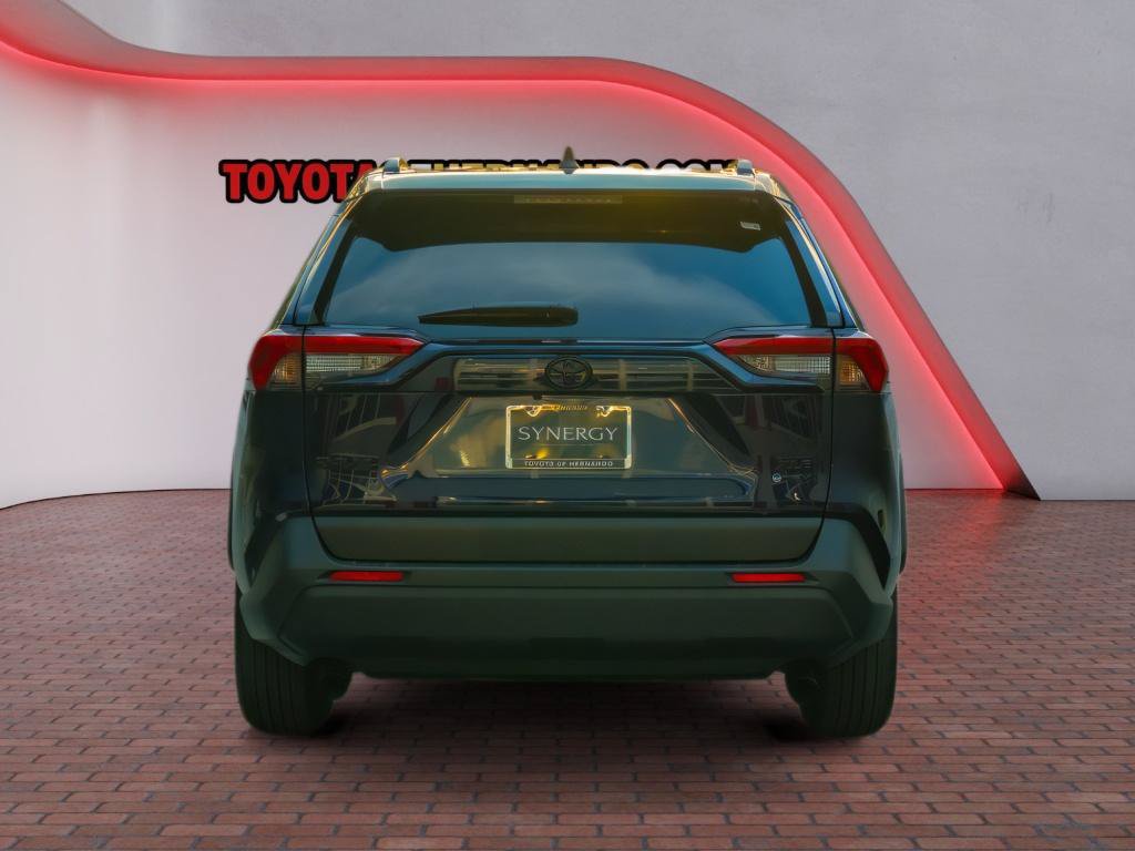 Used 2025 Toyota RAV4 XLE w/ Convenience Package AWD/4WD image 7