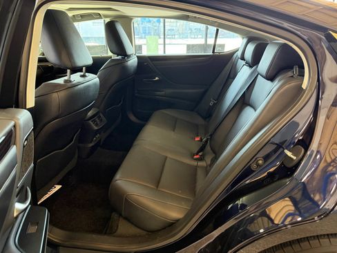 Used 2019 Lexus ES 350 w/ Premium Package FWD image 10