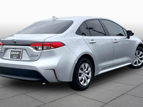 Used 2024 Toyota Corolla LE FWD image 12