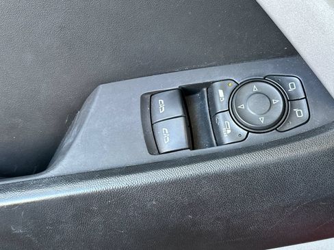 Used 2023 Chevrolet Camaro LT RWD image 13