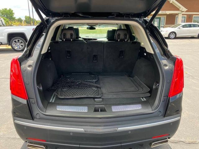 Used 2018 Cadillac XT5 Luxury w/ Driver Awareness Package AWD/4WD image 24