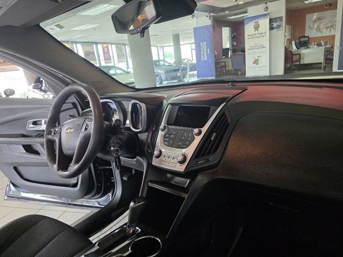 Used 2016 Chevrolet Equinox LS FWD image 21