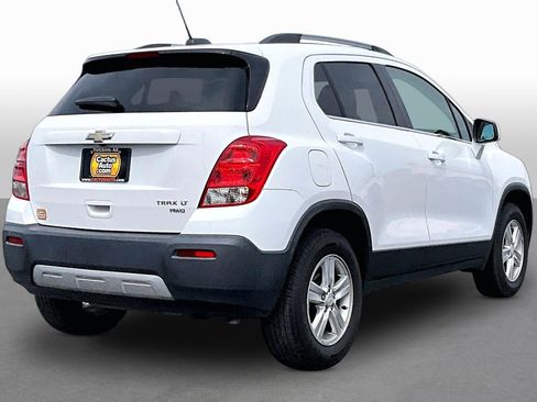 Used 2016 Chevrolet Trax LT AWD/4WD image 2