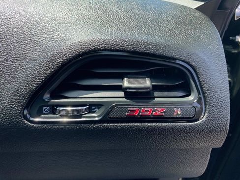 Used 2022 Dodge Challenger R/T Scat Pack w/ Dynamics Package image 29