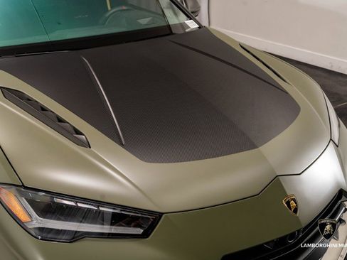 Used 2024 Lamborghini Urus Performante image 4