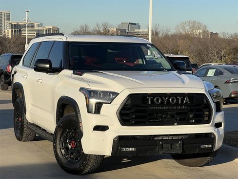 Used 2023 Toyota Sequoia TRD Pro image 2