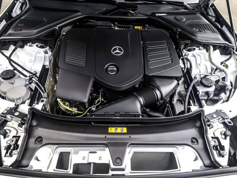 Used 2026 Mercedes-Benz E 350 Sedan image 11