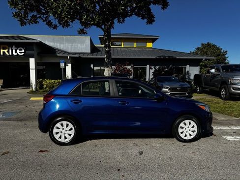 Used 2019 Kia Rio S w/ Technology Package image 8