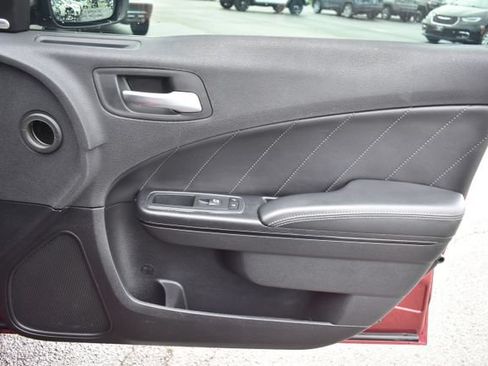 Used 2017 Dodge Charger SXT w/ AWD Plus Group image 46