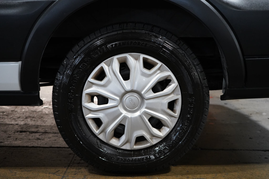 Used 2024 Ford Transit 350 XLT RWD image 24