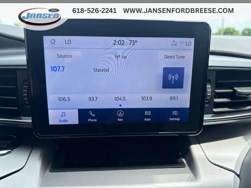 Used 2022 Ford Explorer XLT w/ Equipment Group 202A AWD/4WD image 23