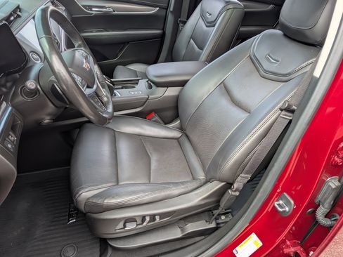 Used 2019 Cadillac XT5 Luxury image 17